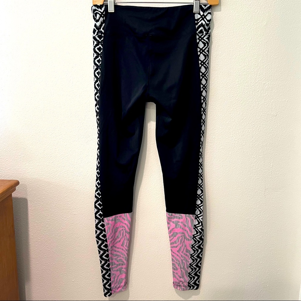 Onzie yoga leggings black, pink, white size M/L